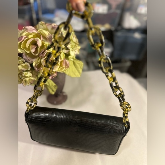 House of Want Newbie Vegan Leather pouchette purse - Picture 5 of 5